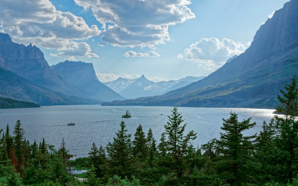 Saint Mary Lake and Wild Goose Island in Glacier National Park, Montana, USA